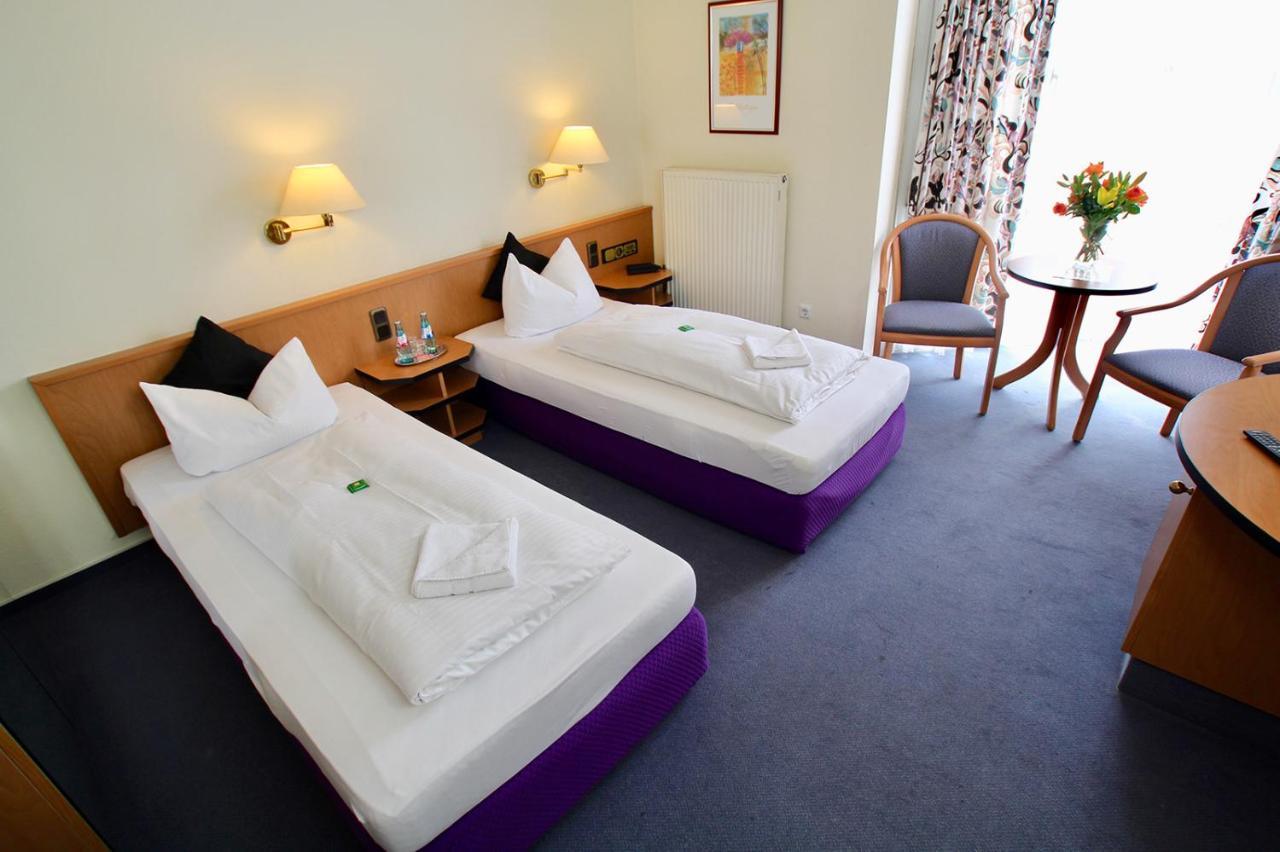Hotel Garni Am Schaefersberg Niedernhausen Εξωτερικό φωτογραφία