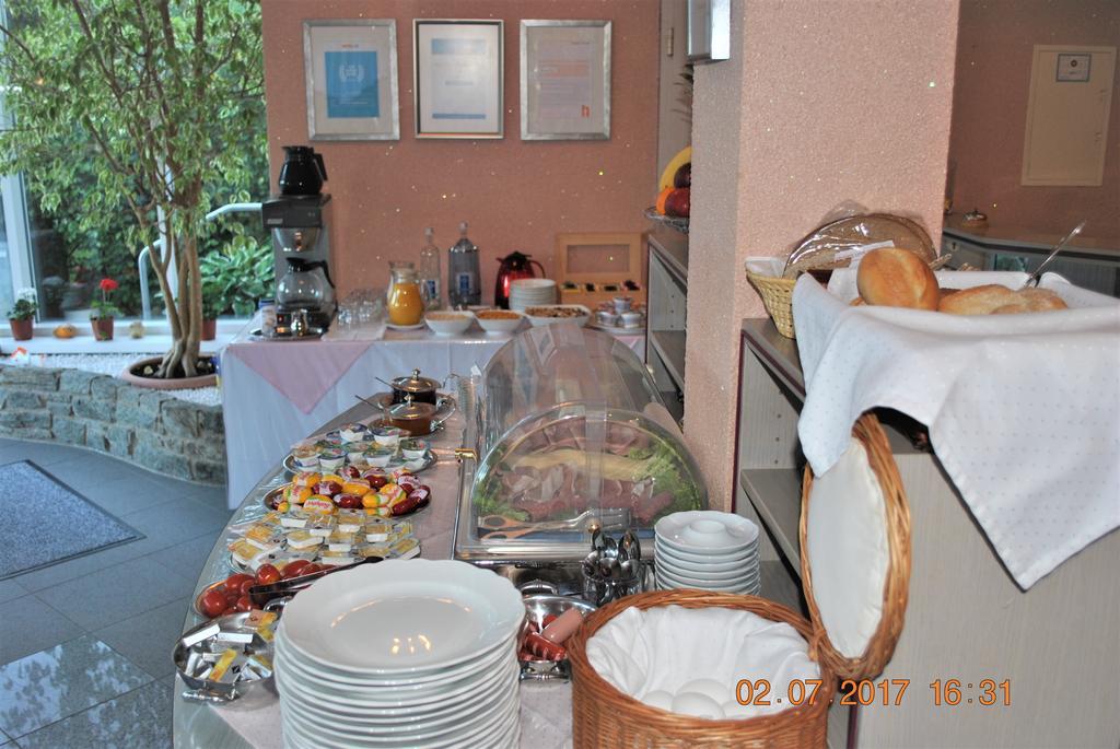 Hotel Garni Am Schaefersberg Niedernhausen Εξωτερικό φωτογραφία