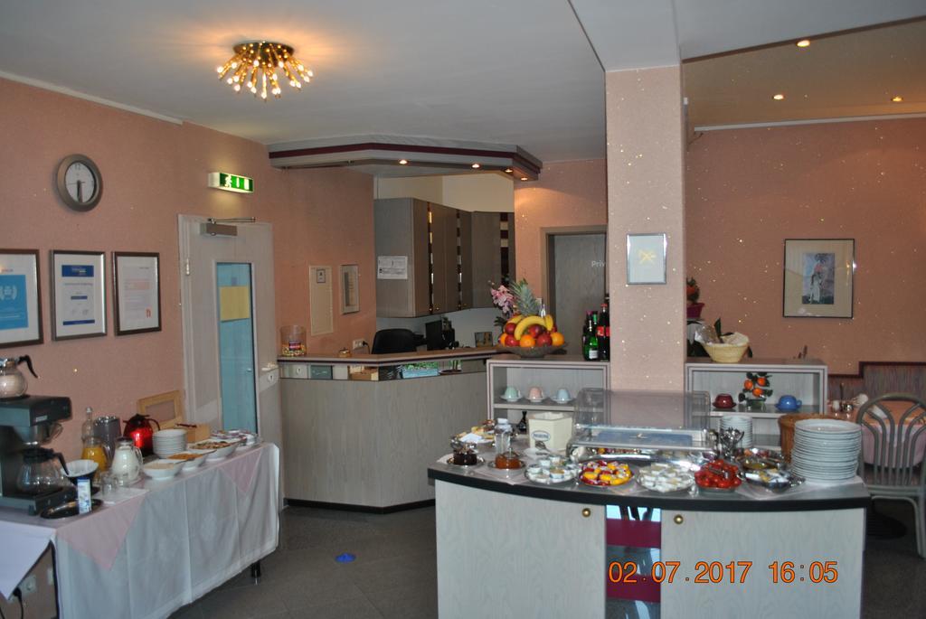 Hotel Garni Am Schaefersberg Niedernhausen Εξωτερικό φωτογραφία